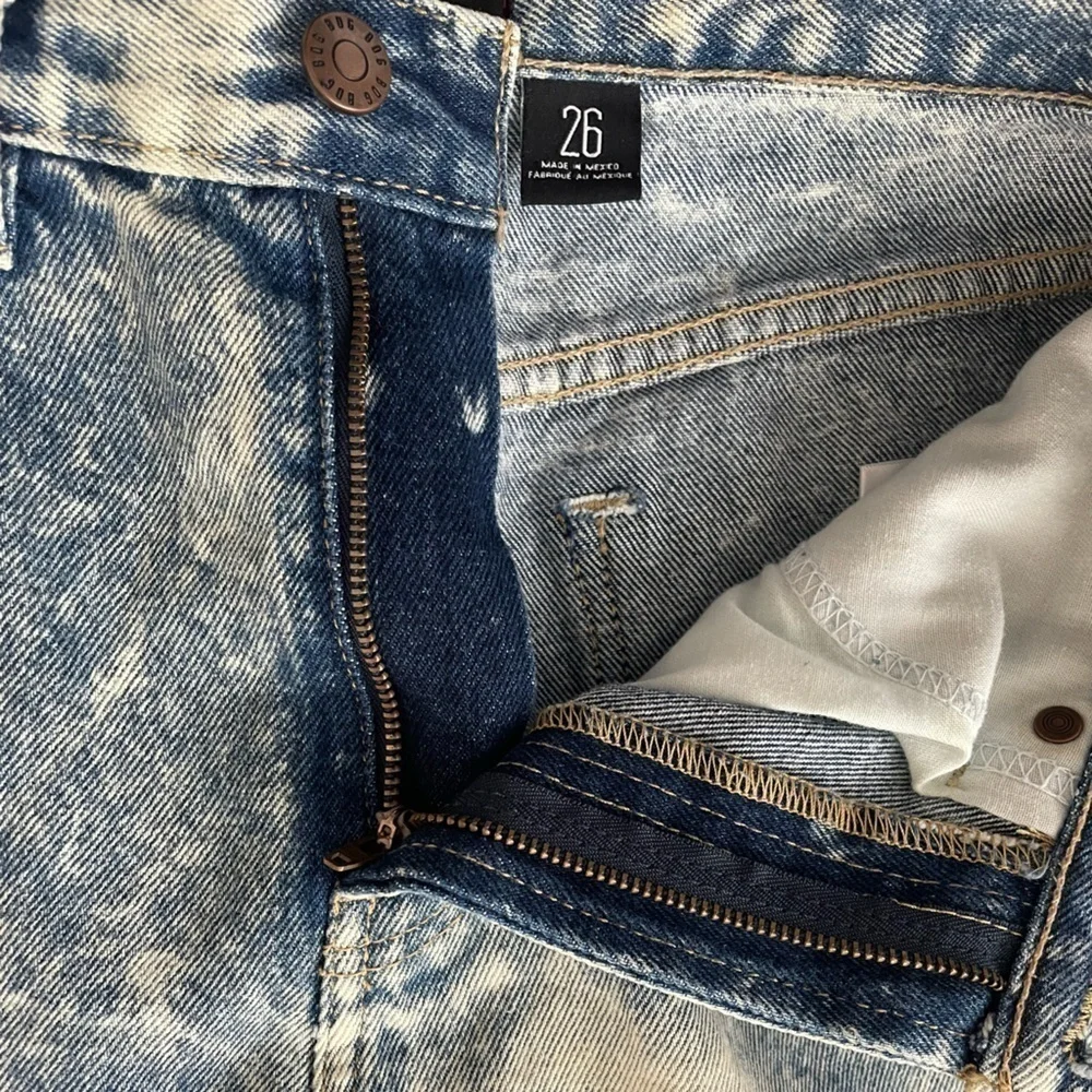 Urban Outfitters BDG Acid Wash Slim Straight Jeans, 26 - Picture 9 of 9